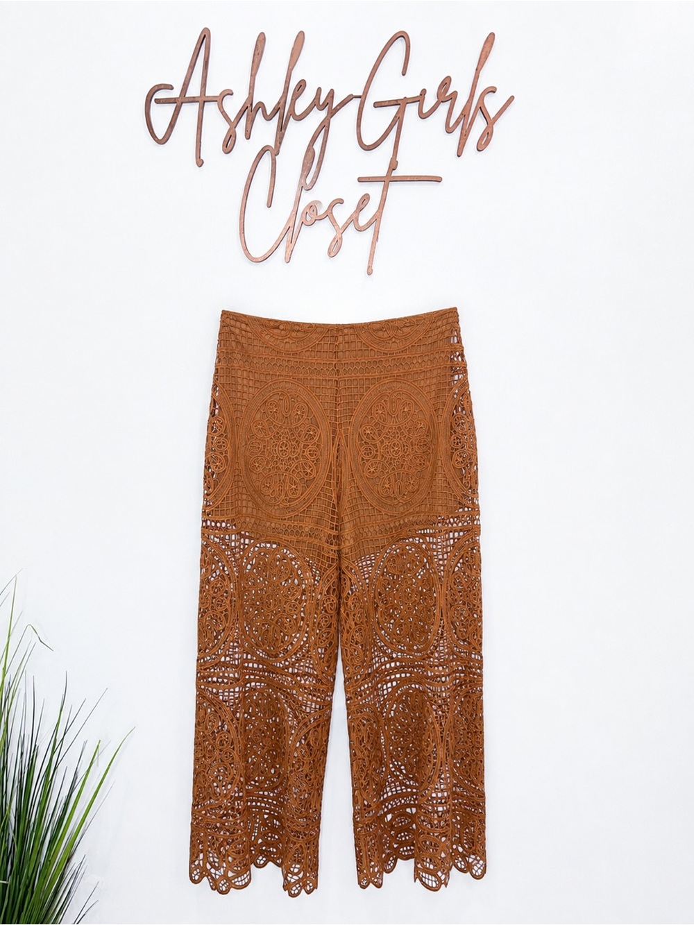 Elie Tahari Brown Crochet Lace Wide-Leg Pants Size 4 NWT